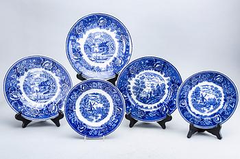 Reinhard Richter, servis, ca 76 delar, "Masema", Arabia flintgods Finland 1941-64.