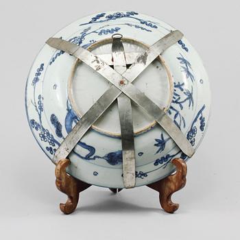 SKÅLFAT, porslin, Kina, Ming (1368-1644).