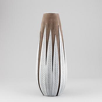 Anna-Lisa Thomson, an earthenware 'Paprika' vase, Upsala Ekeby.