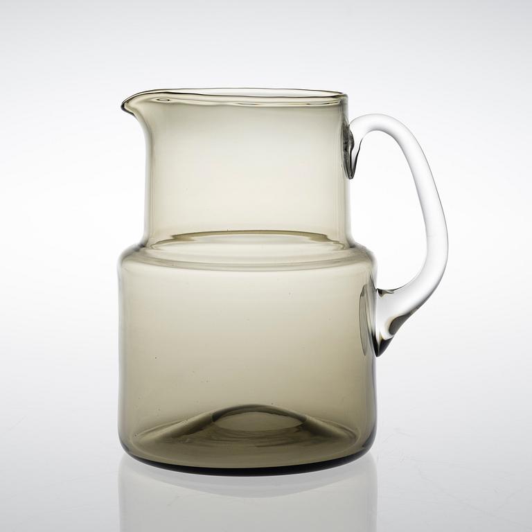 SAARA HOPEA, A JUICE SET. Nuutajärvi, designed in 1952.