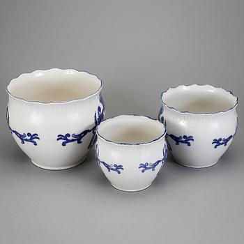 YTTERFODER, 3 stycken, keramik, 1900-talets slut/2000-tal.
