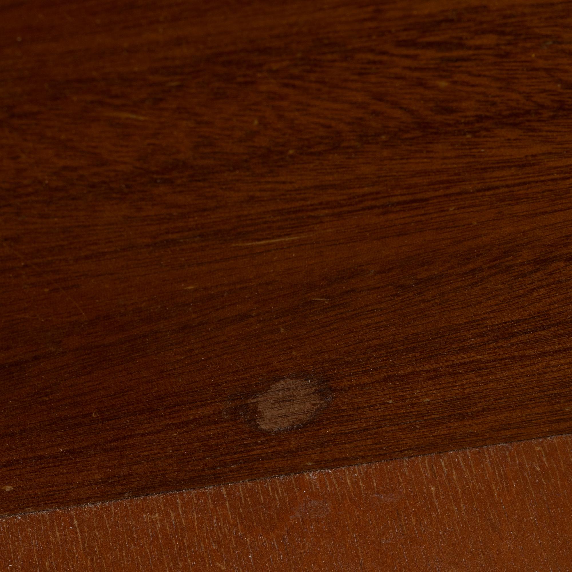 Josef Frank, Wall shelf, model B 2085, Svenskt Tenn.