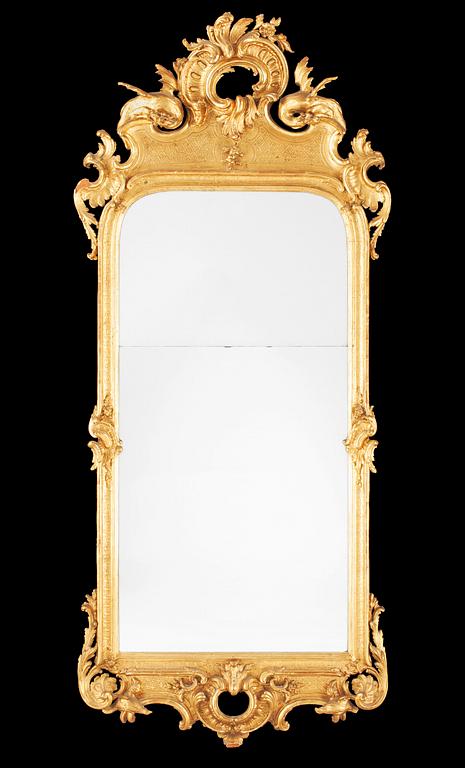 A Swedish Rococo mid 18th century mirror in the manner of C. Hårleman.