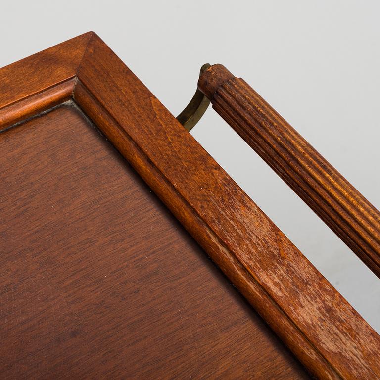 AN EARLY 19TH CENTURY SERVING TROLLEY.