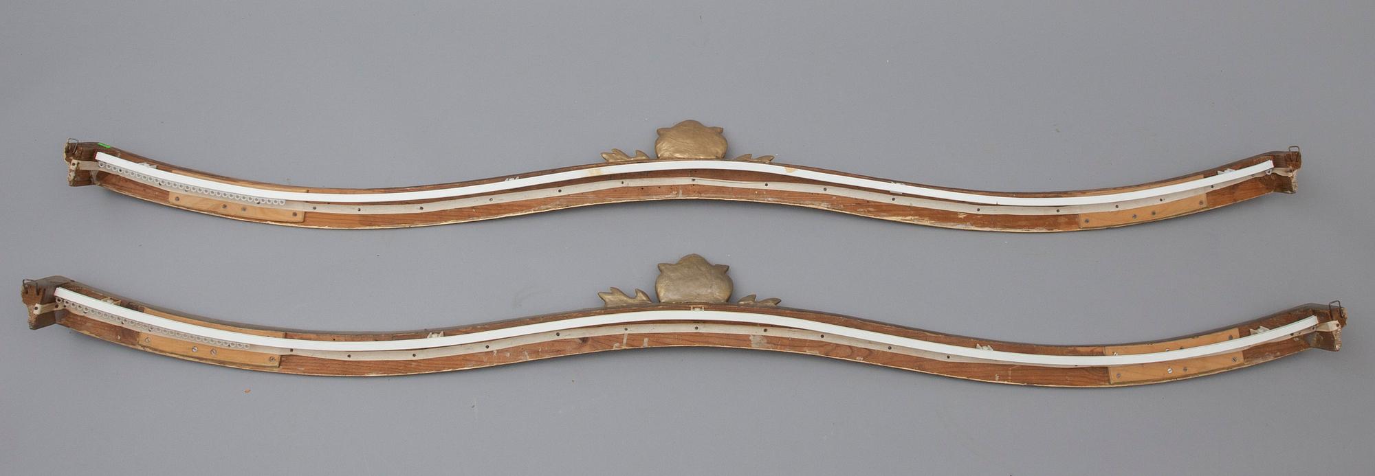 KORNISCHER, ett par, 1900-tal.