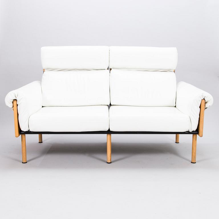 YRJÖ KUKKAPURO, sohva, "Ateljee", Haimi/Avarte 1900-luvun loppu.