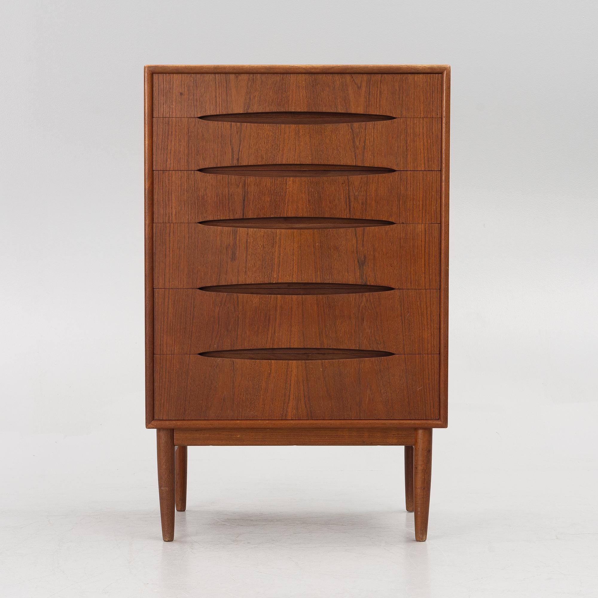 A Swedish Modern dresser, EMMAB Emmaboda Möbelfabrik AB, Sweden, 1950's.