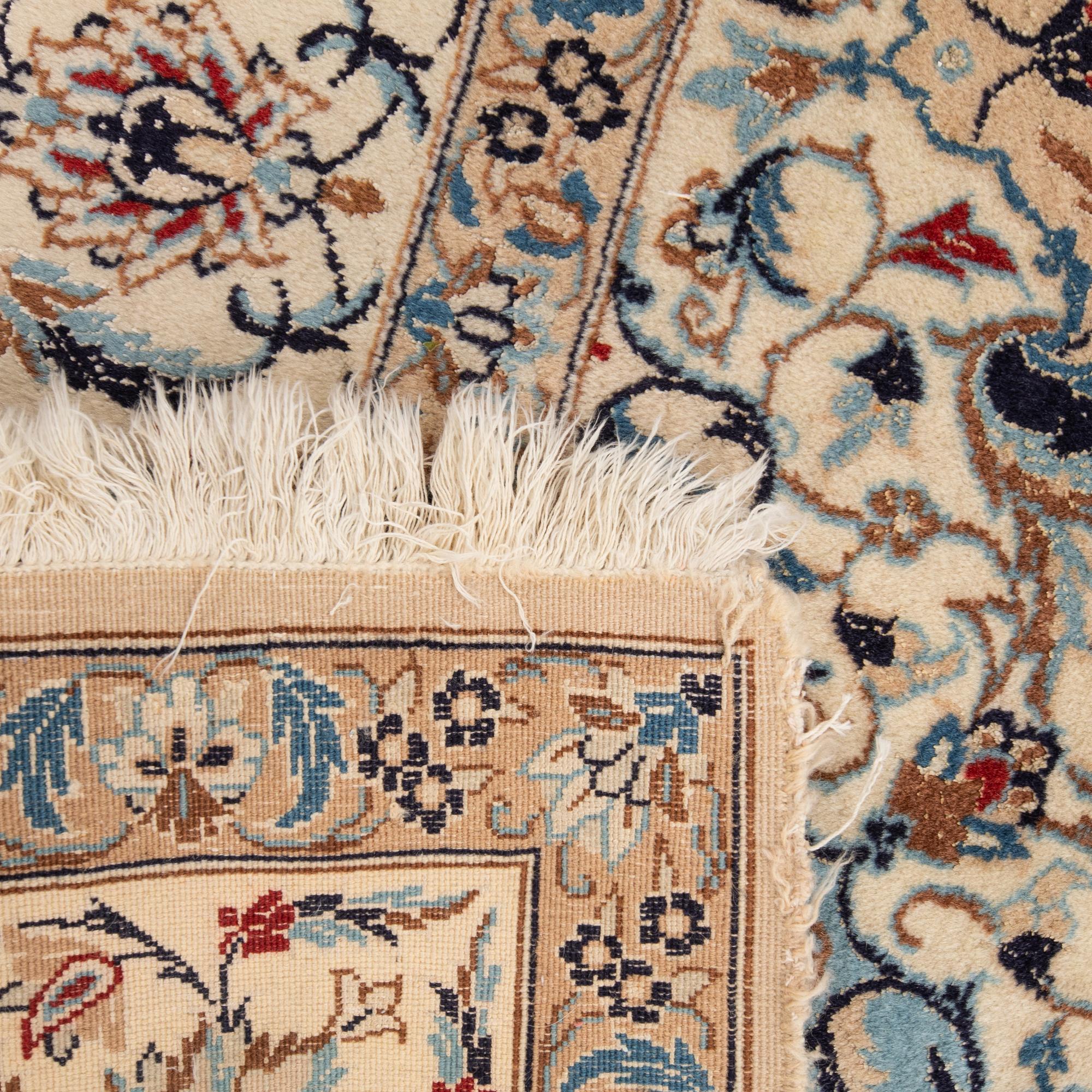 Matta, Nain, ca 272 x 162 cm.