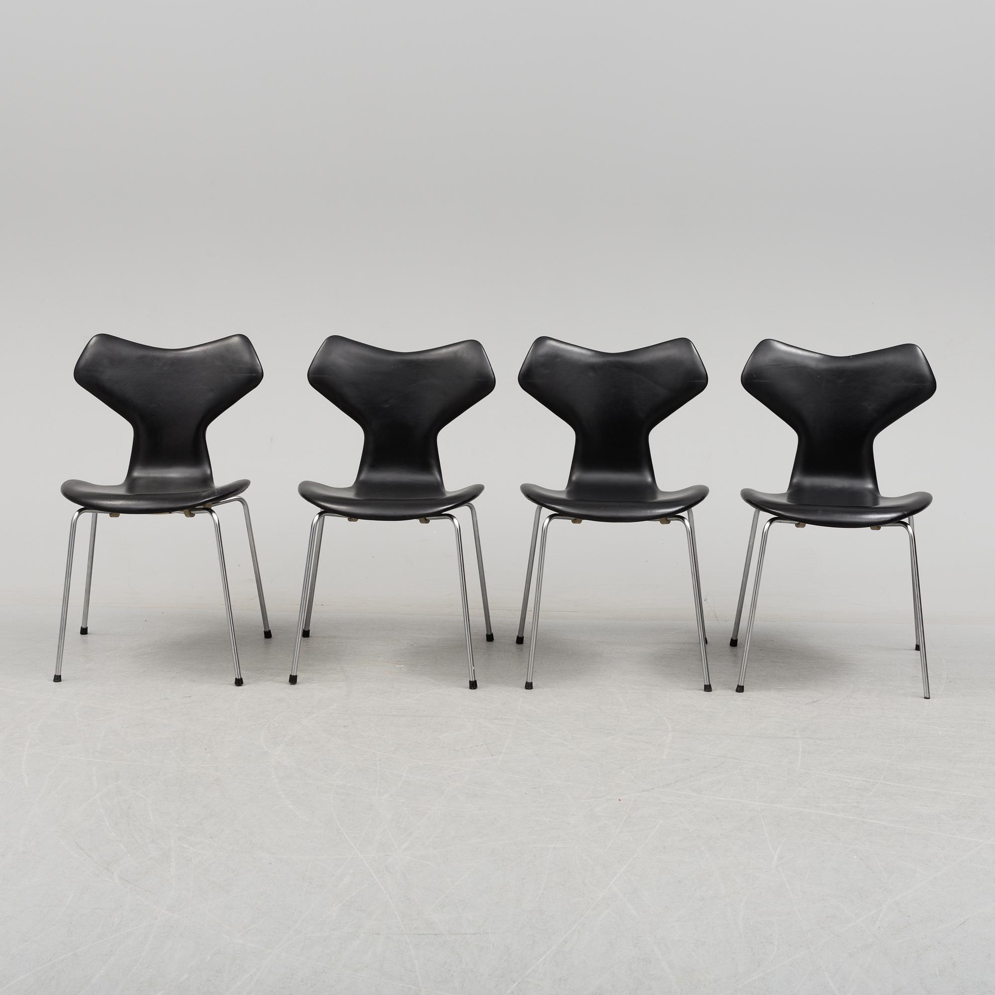 ARNE JACOBSEN, STOLAR, 4 st "Grand Prix" Fritz Hansen, Danmark. 1960-tal.