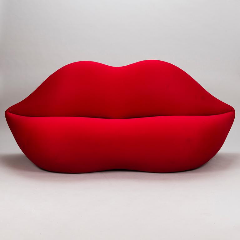 STUDIO 65, a 1986 sofa for Gufram, Italy.