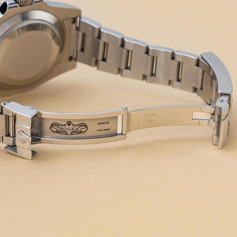 Rolex, Submariner, ”Hulk”, "First Year Edt", "Mark 1 Dial", ca 2010.