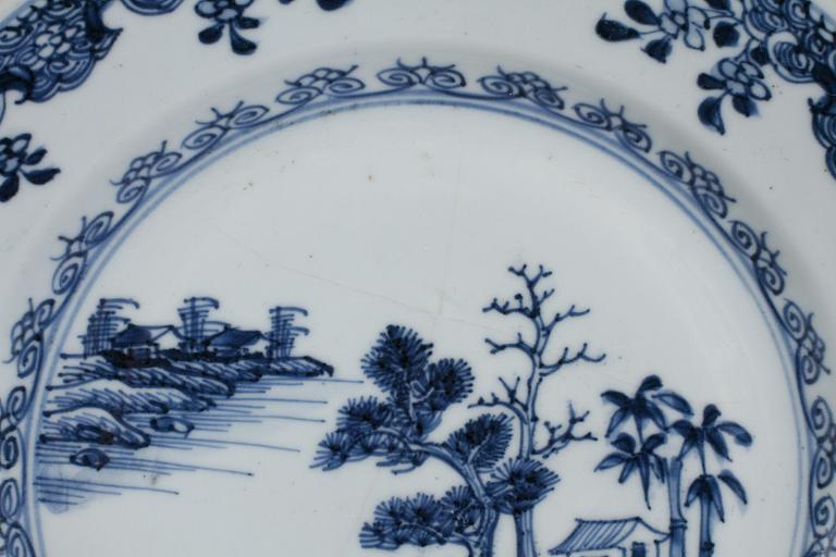 TALLRIKAR, två st, porslin, Kina, 1700-tal.