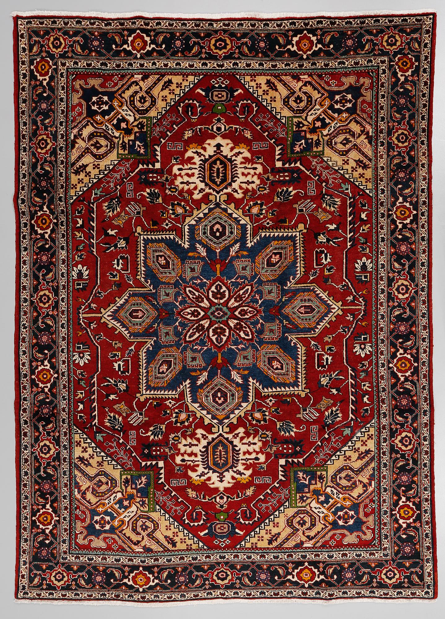 MATTA, Garadje, old, 330 x 238 cm.