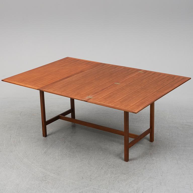 A second half of the 20th century dining table by Karl Erik Ekselius for JOC, Vetlanda.