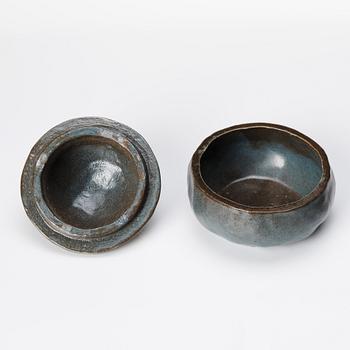 Anders & Bess Wissler, a stoneware bonbonnière, ateljé Solklinten Mariefred Sweden 1915.