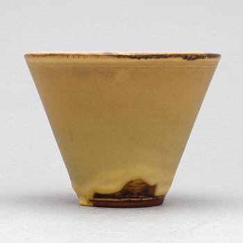 SKÅL, stengods, Farsta, Wilhelm Kåge, Gustavsberg, signerad undertill.