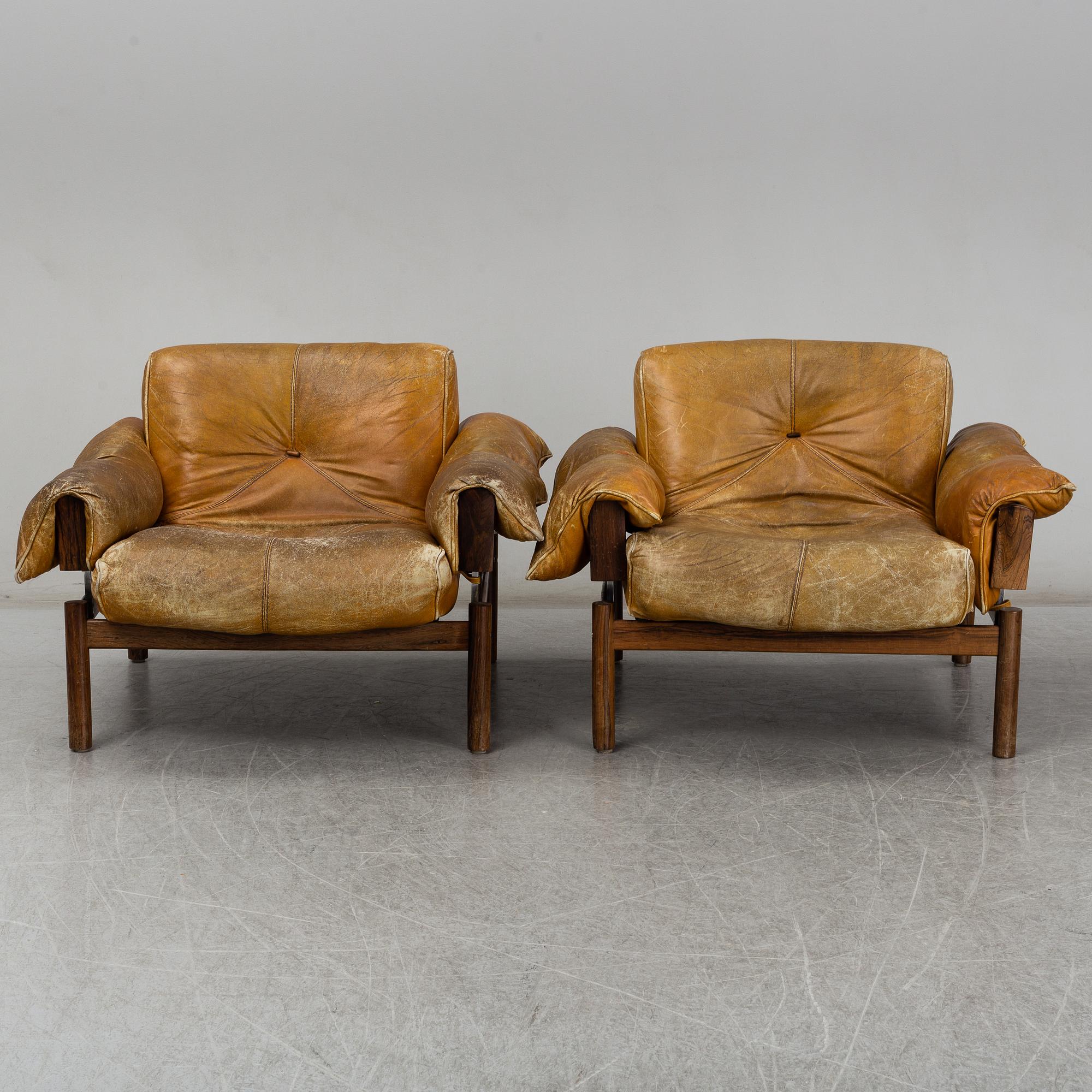 PERCIVAL LAFER, a pair of leather and rosewood easy chairs, MP Lafer, Brasil, 1960/70s.