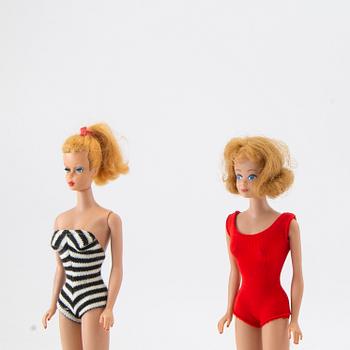 Barbie & Midge, dolls 3 pcs, vintage Mattel 1960s. original box, clothes and 2 wigs.