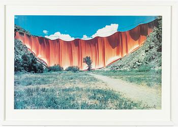 Christo & Jeanne-Claude, offset in colours, signed.