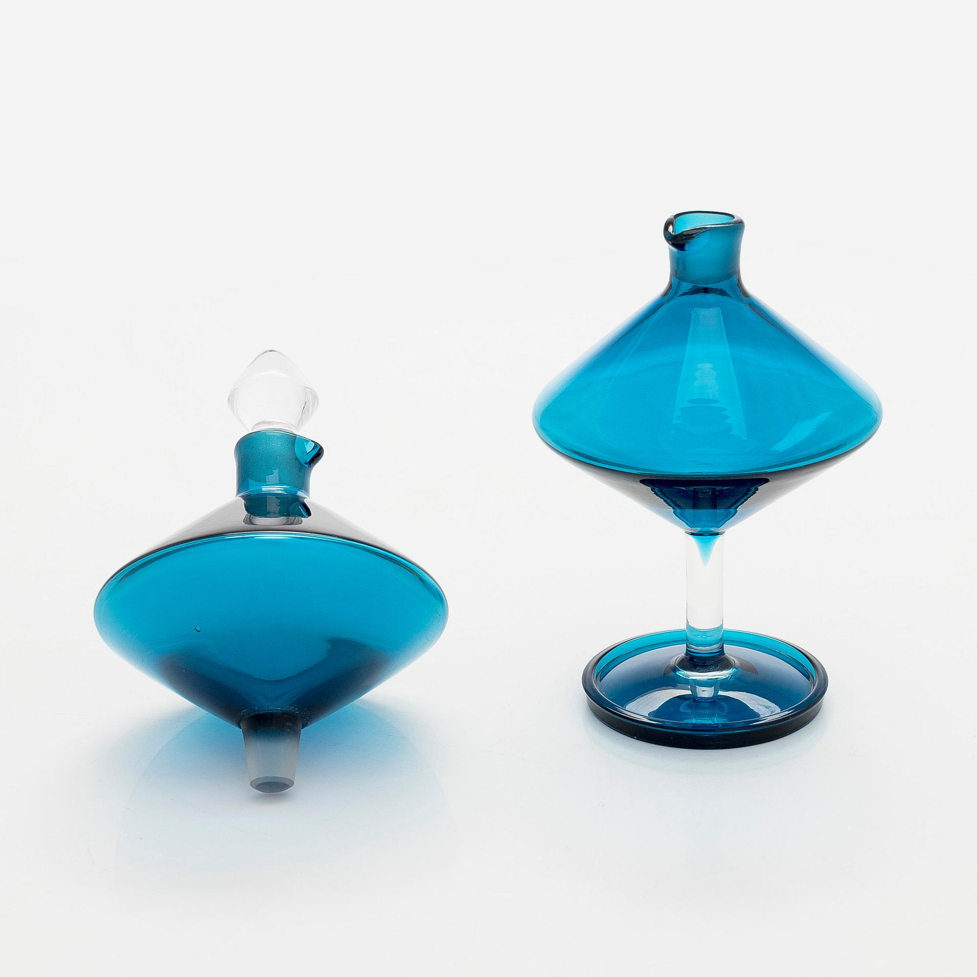 Nanny Still, vinegar and oil carafe, "Harlekin", model 1740, Riihimäen Lasi oy.