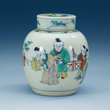 1444. A wucai jar with cover, Qing dynasty (1644-1912).