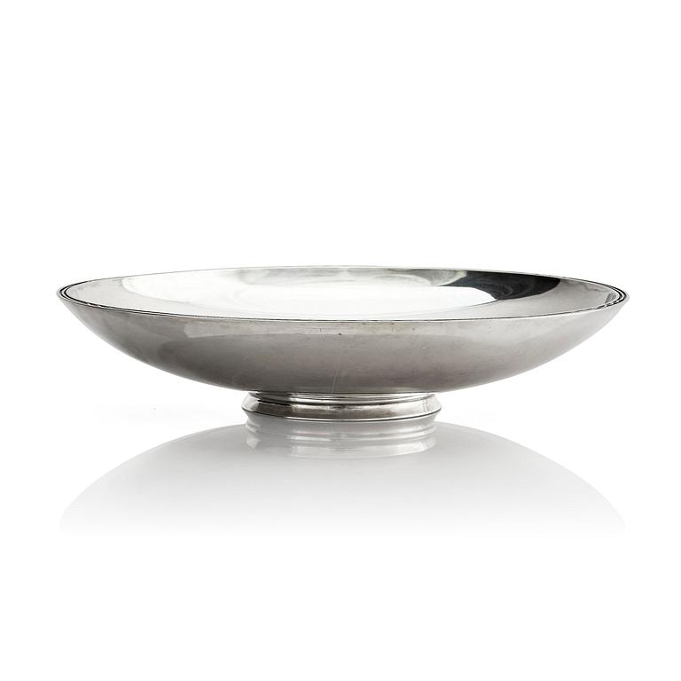 Helge Lindgren, a sterling silver bowl, Stockholm, Sweden 1952.