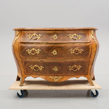 BYRÅ, rokoko, 1700-tal.