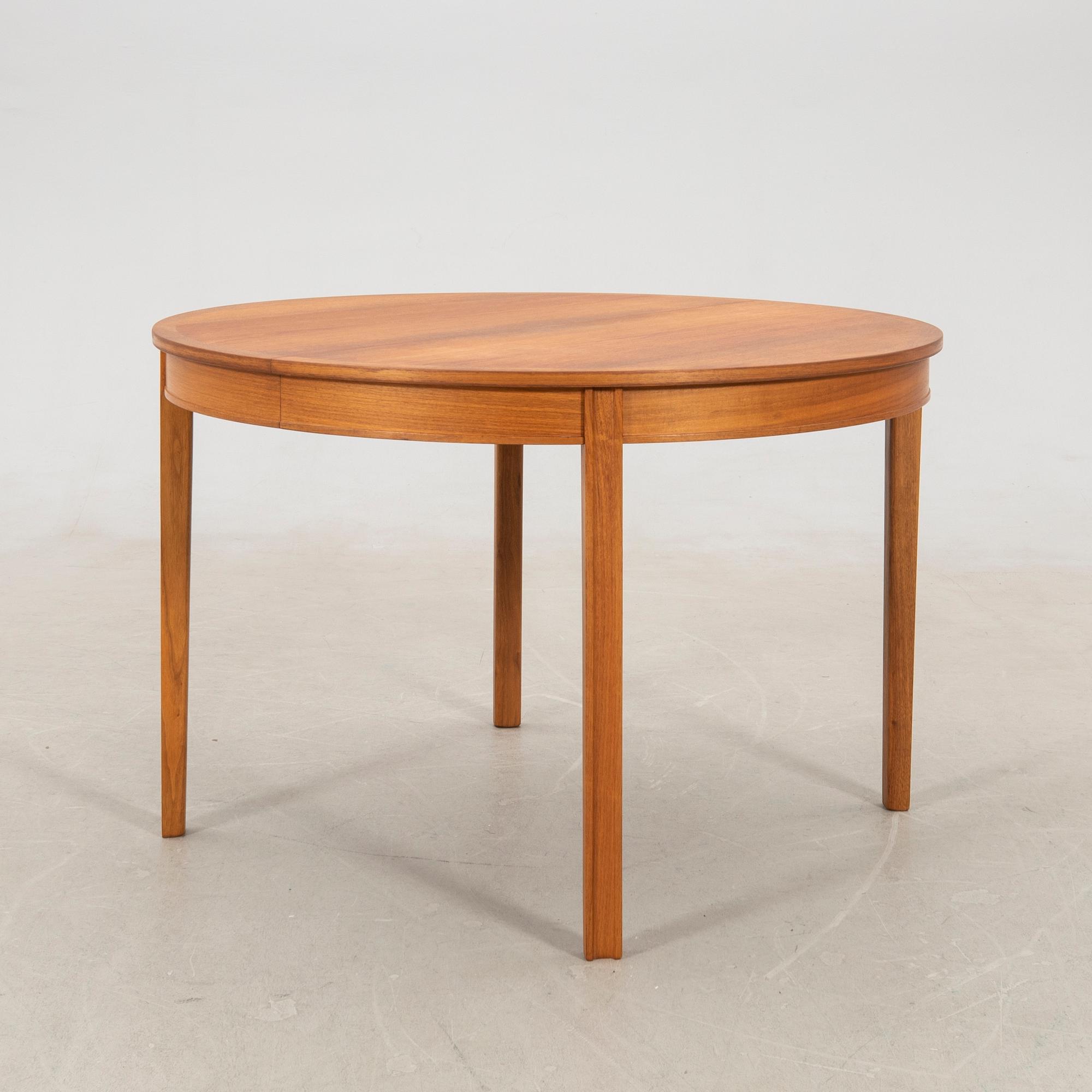Bertil Fridhagen & Karl Erik Ekselius, table "Sörgården" and chairs 4 pcs, 1950s/1960s.