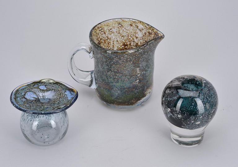 KONSTGLAS, 3 st. Heikki Orvola, 1900-talets senare hälft.