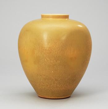 A Berndt Friberg stoneware vase, Gustavsberg studio 1965.