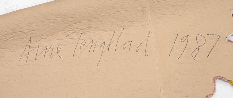 Arne Tengblad, tapet, tuftad i relief, Kasthall, 1987, 200 x 152 cm.