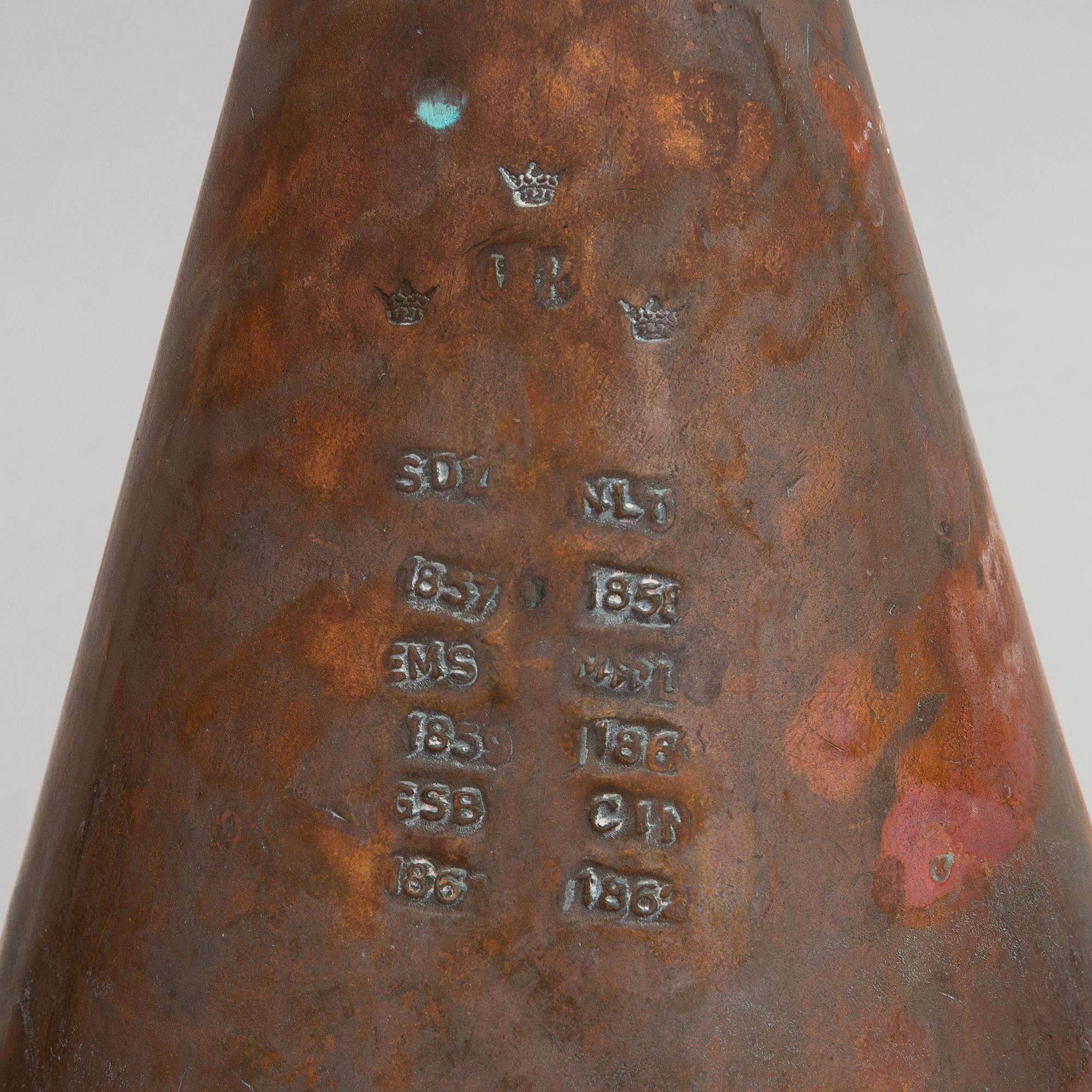 7 Swedish measuring cups from 20th century.