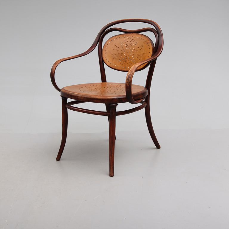 KARMSTOL, sannolikt Thonet, 1900-talets första hälft.