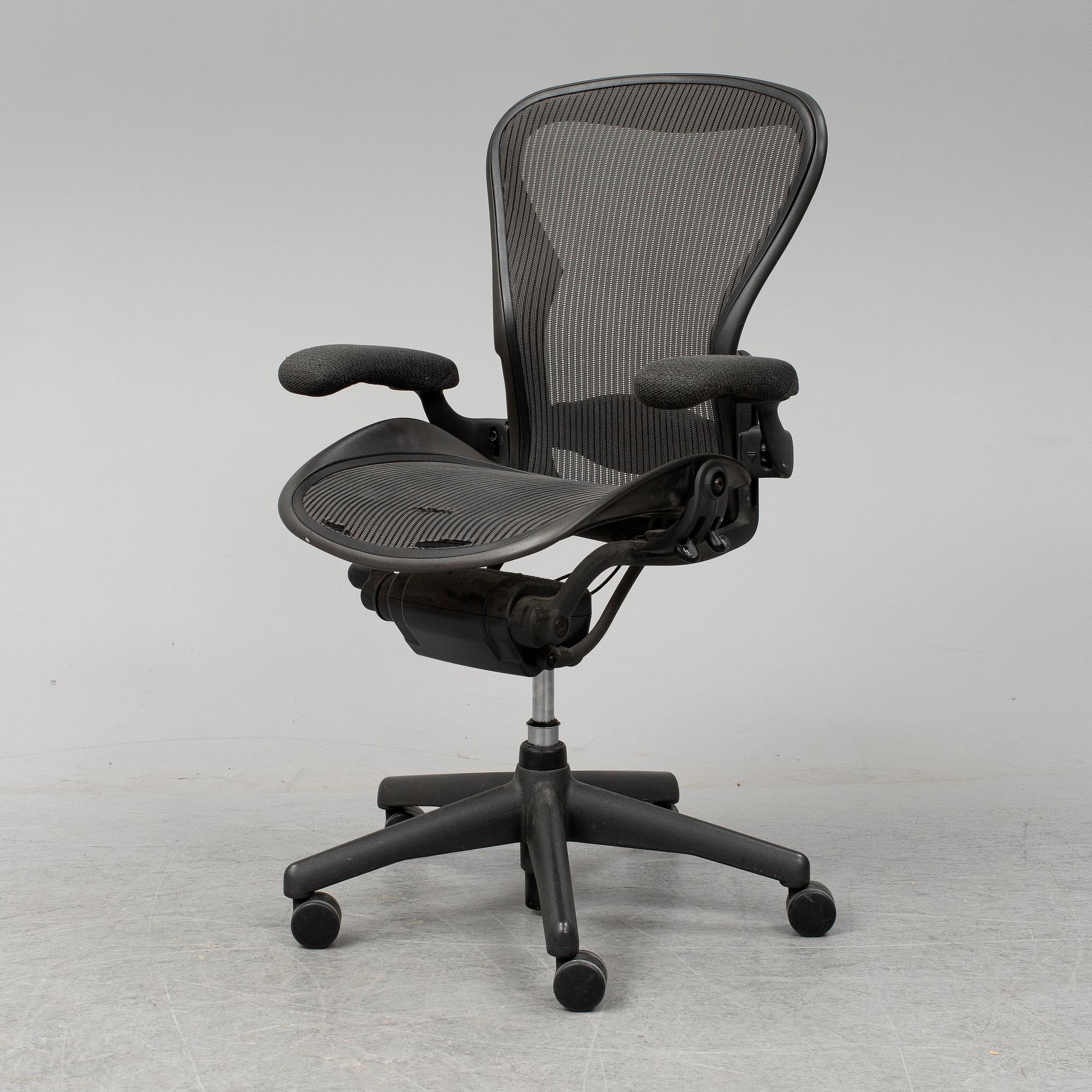 DON CHADWICK / BILL STUMPF, skrivbordsstol, "Aeron", Herman Miller, 1990/2000-tal.