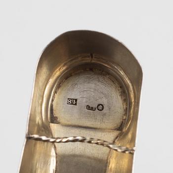 A Set of Russian Silver, including mark of Isac Wilhelm Warelius, St Petersburg 1842 (6 pieces).