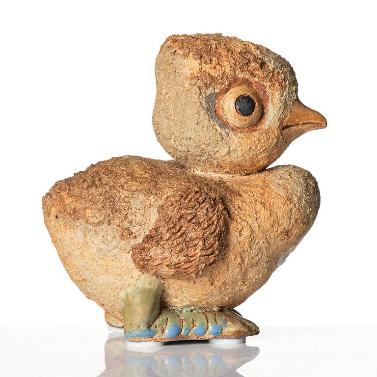 Tyra Lundgren, a stoneware sculpture of a nestling, Sweden, dated 1964.