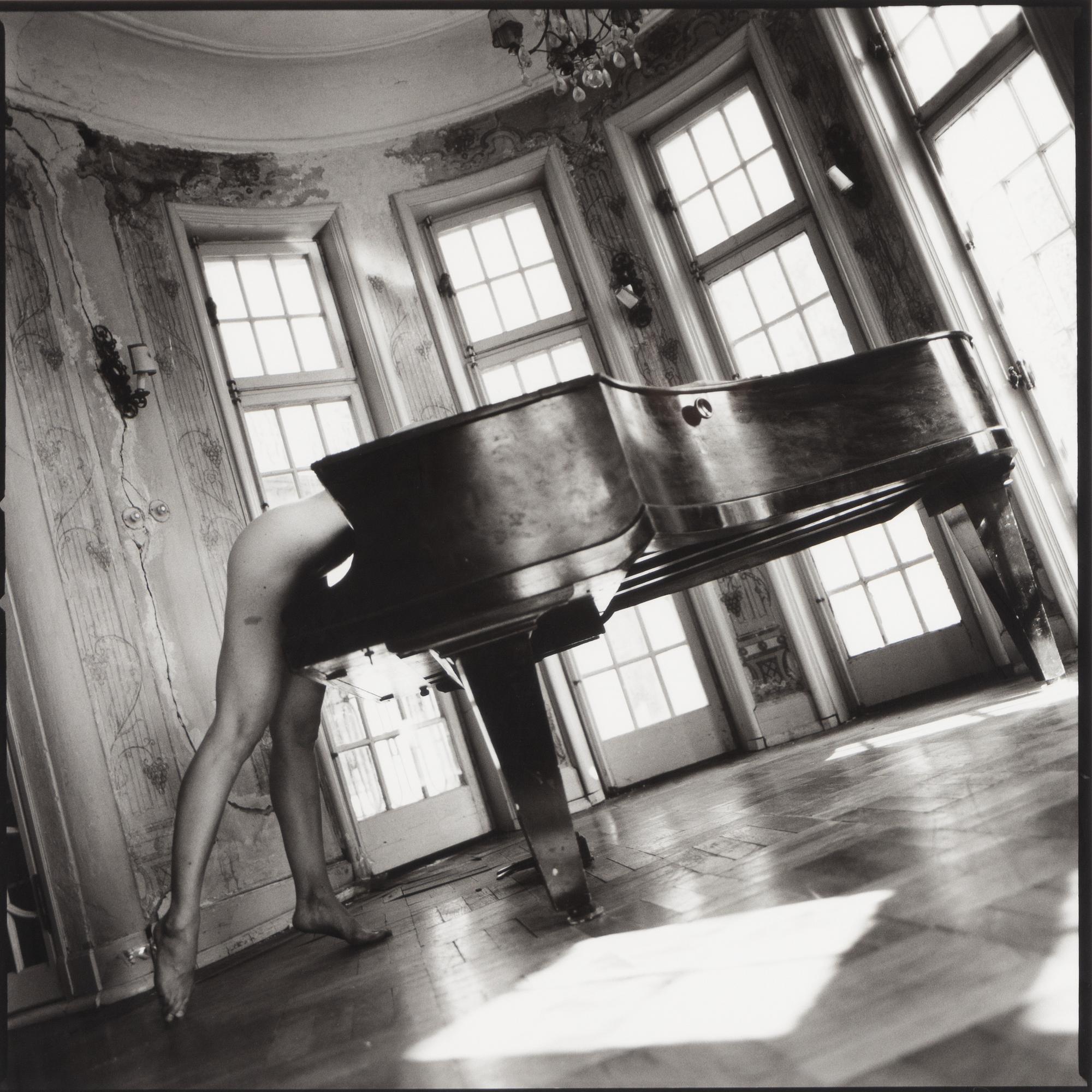 Ewa-Mari Johansson, "To be or not to be, Piano Woman", 2006.