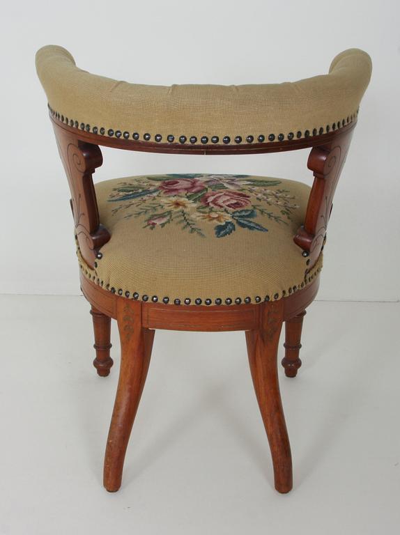 KARMSTOL, nyrenässans, sent 1800-tal.