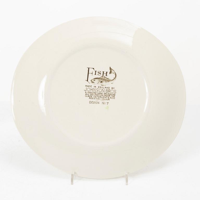 A 20-piece 'Fish' creamware serivice, Johnson Bros, England.