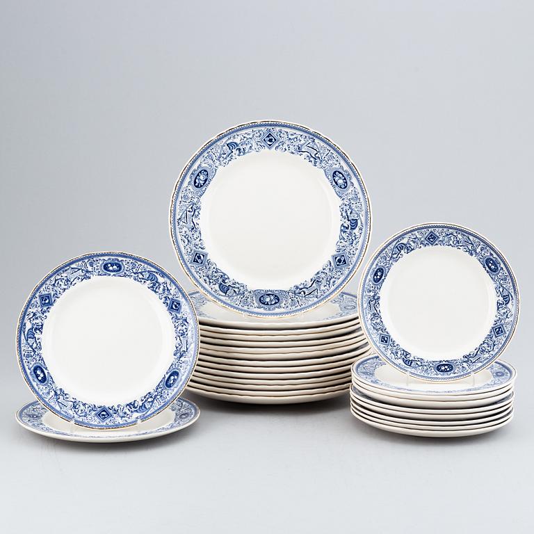 A dinner service, Mulberry, England, 54 pieces.