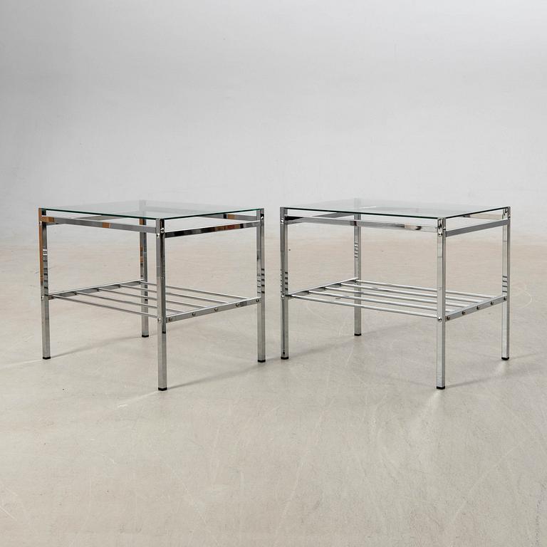 Side table 1 pair late 20th century/early 21st century.