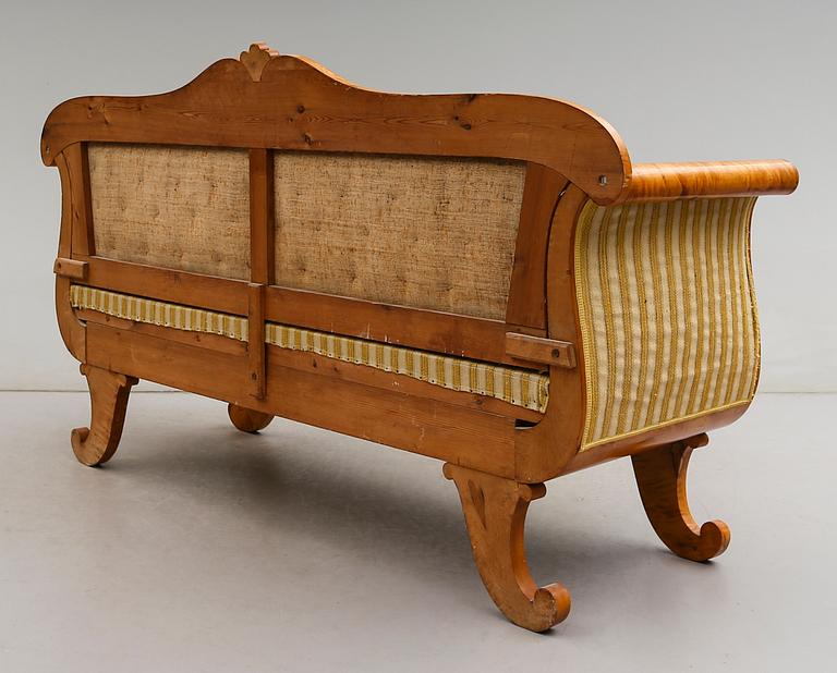 SOFFA, senempire, 1800-talets mitt.