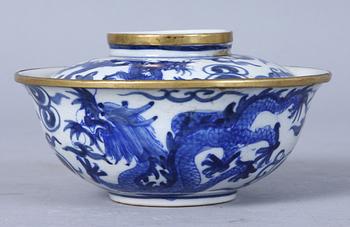 SKÅL, porslin, Kina, Kangxi-stil.
