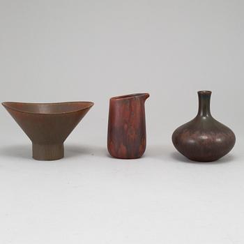 CARL-HARRY STÅLHANE, 5 stoneware objects, Rörstrand, Sweden, mid 20th century.