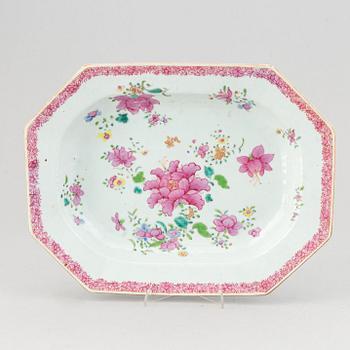 A famille rose tureen stand, Qing dynasty, Qianlong (1736-95).