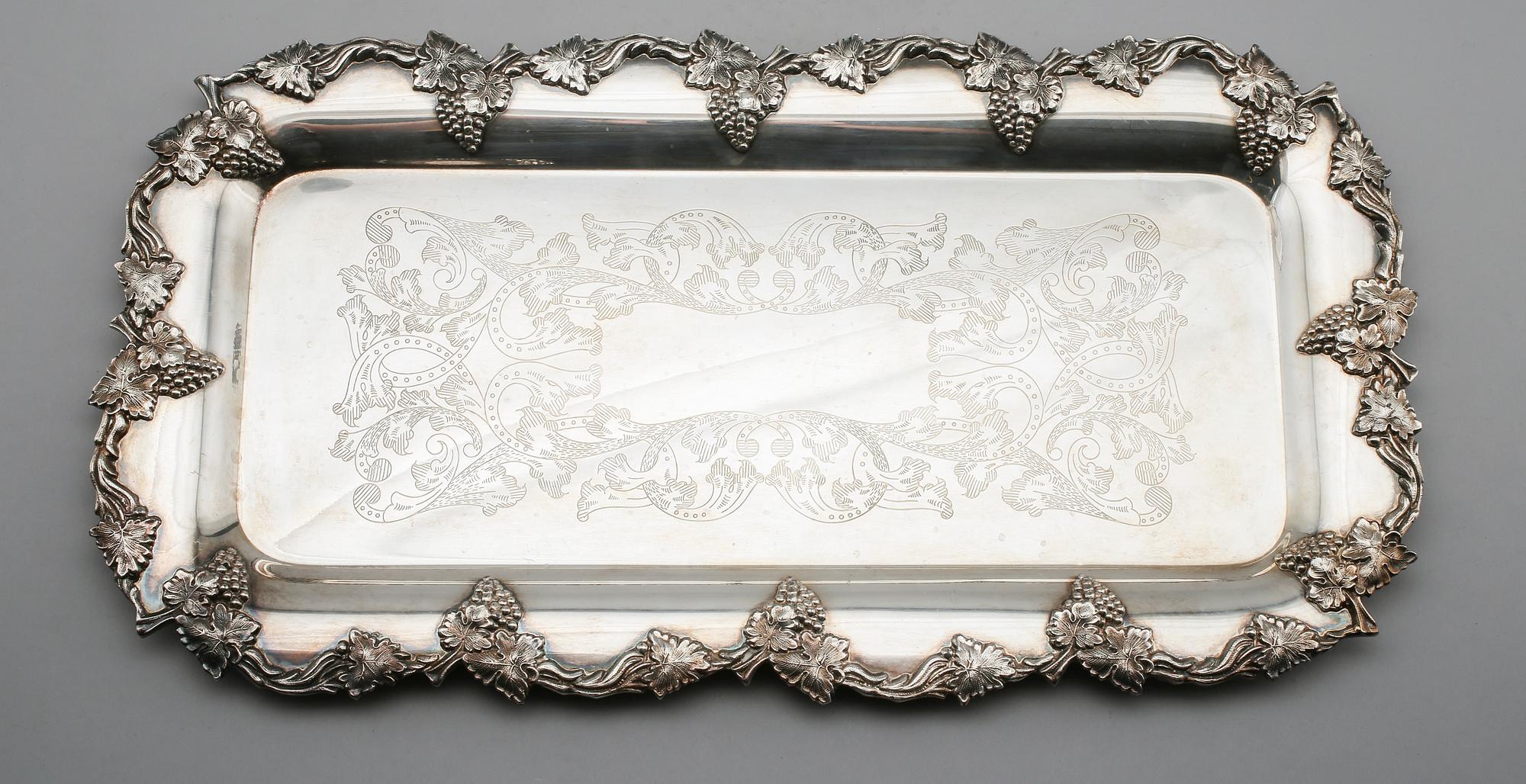 BRICKOR, 2 st, nysilver, 1900-tal.