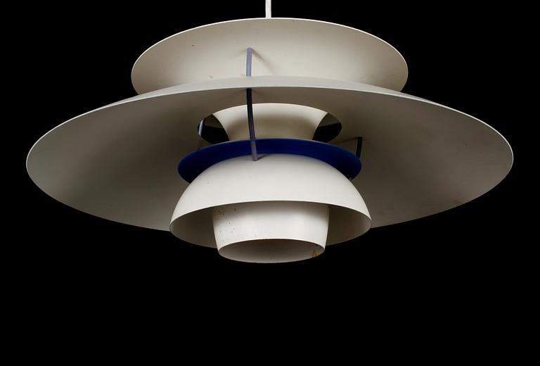 TAKLAMPA, "PH 5", Poul Henningsen, Louis Poulsen, Danmark, 1900-talets andra hälft, höjd ca 30 cm.