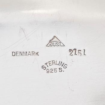 Skål, sterlingsilver  Just Andersen, Denmark 1950-tal och gräddsnäcka o sockerskål, silver, Tillander, Helsingfors 1955.