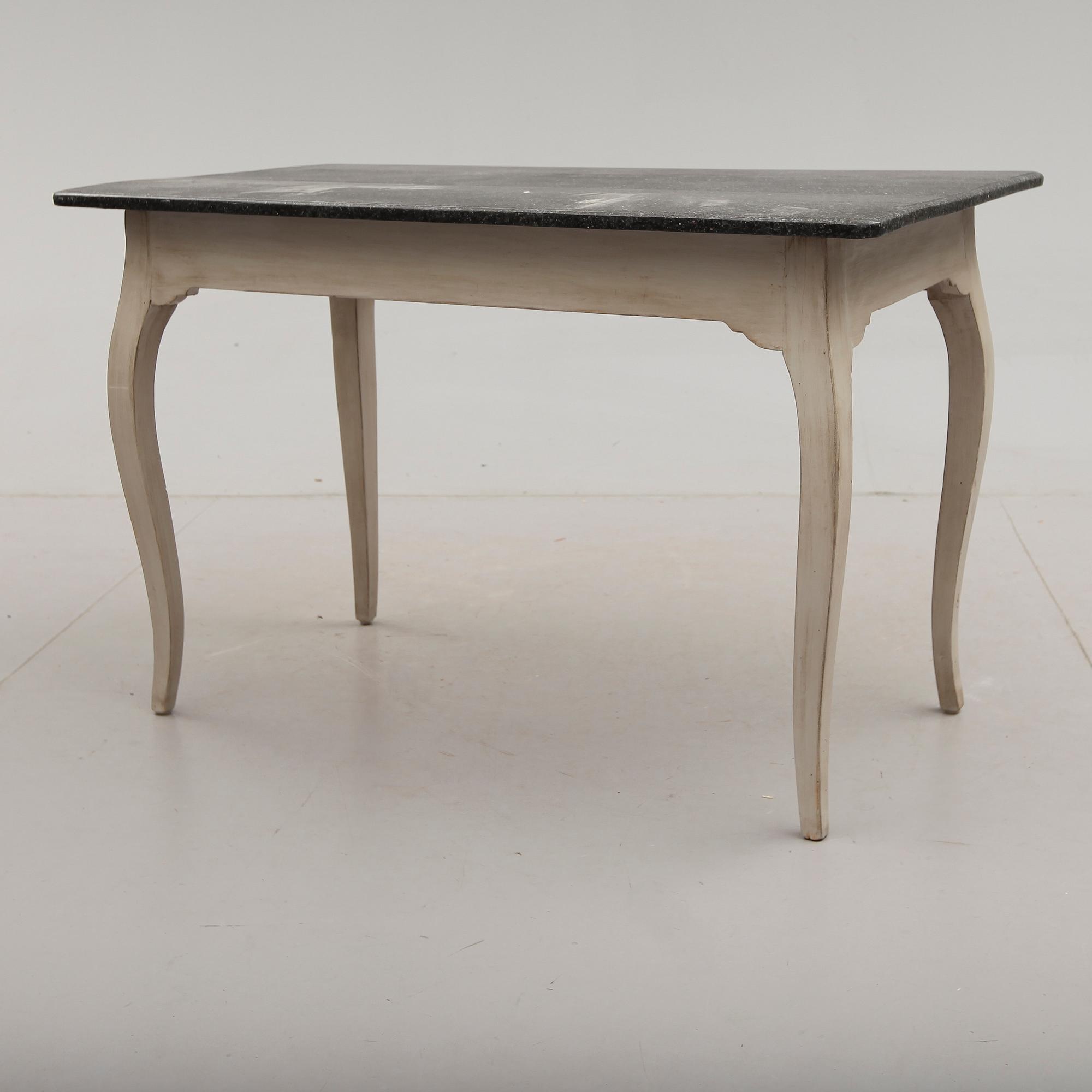 BORD, rokokostil, 1800-talets andra hälft.