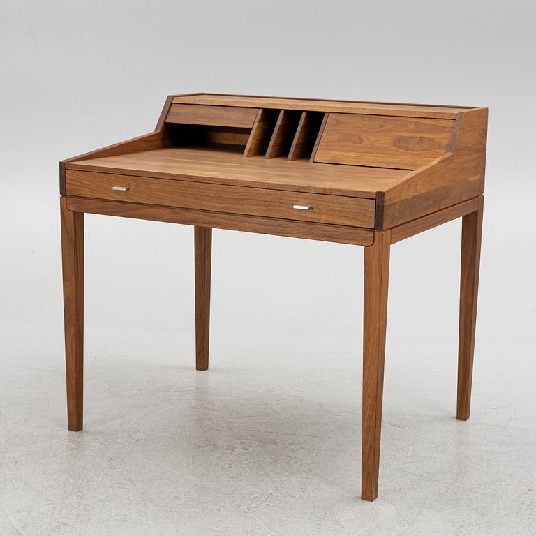 Søren Nissen & Ebbe Gehl, desk, "AK1320", Aksel Kjersgaard, Naver Collection, Denmark.